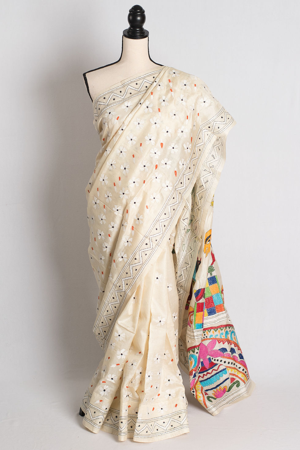 Bhorer Sheuli - Hand Embroidered Tussar Silk Durga Kantha Saree