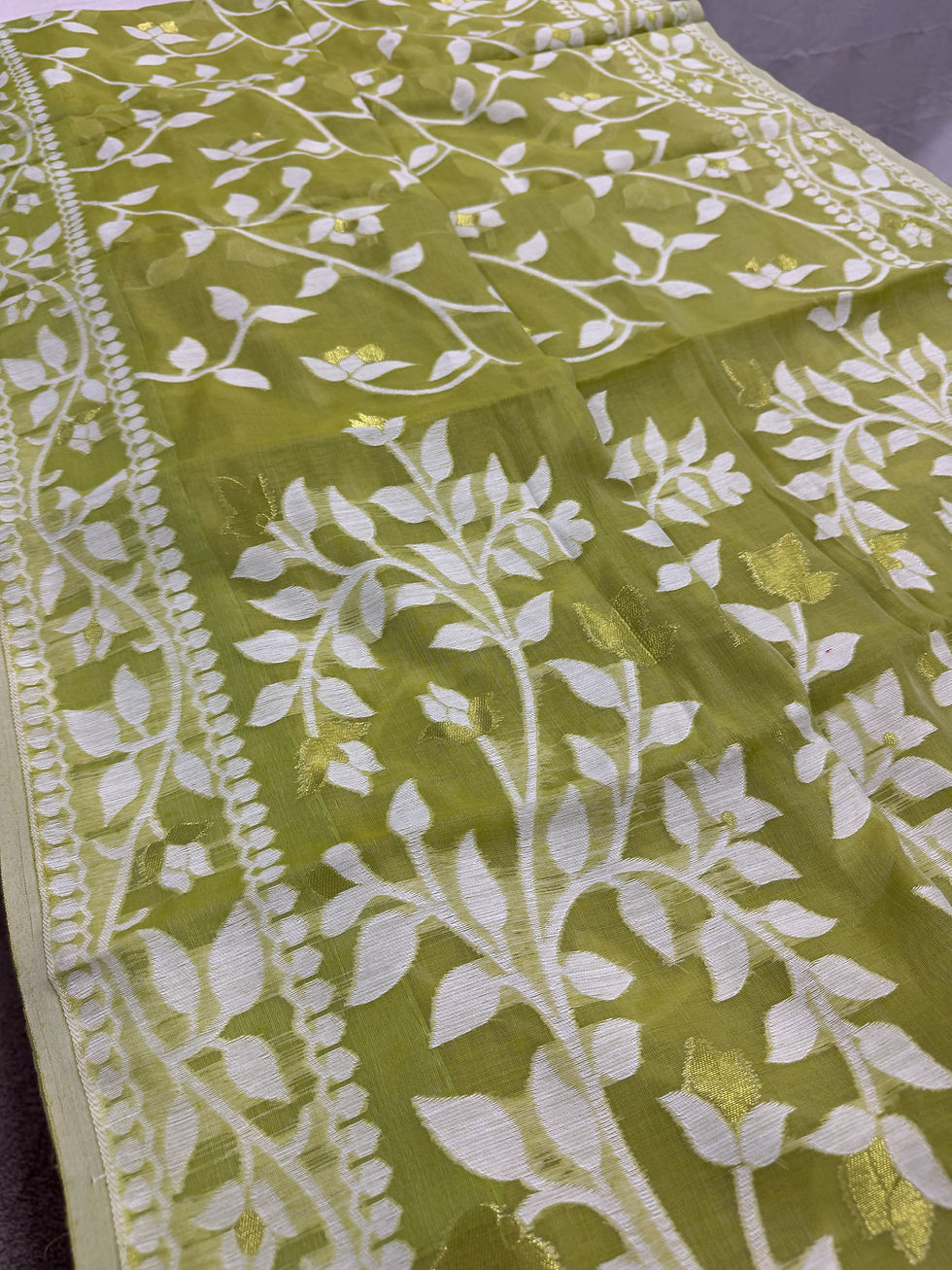 Thumbnail: Leela : Lime Green and White Blended Soft Cotton Jamdani Saree