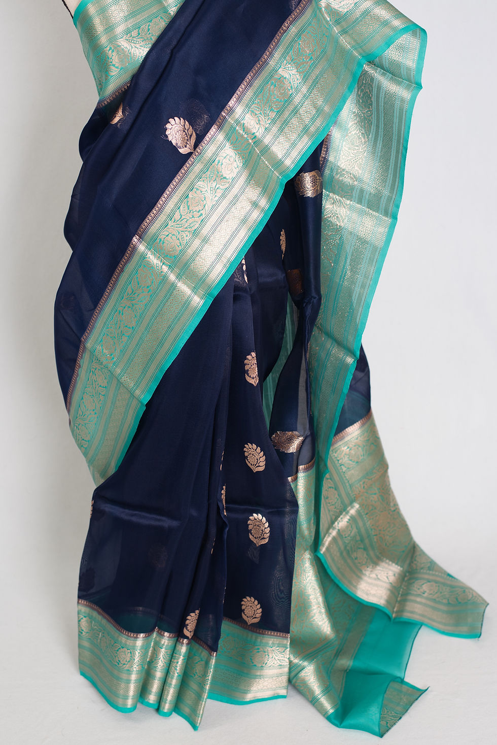 Thumbnail: Damini : Silk Mark Certified Organza Banarasi Saree with 36 Size Stitched Blouse