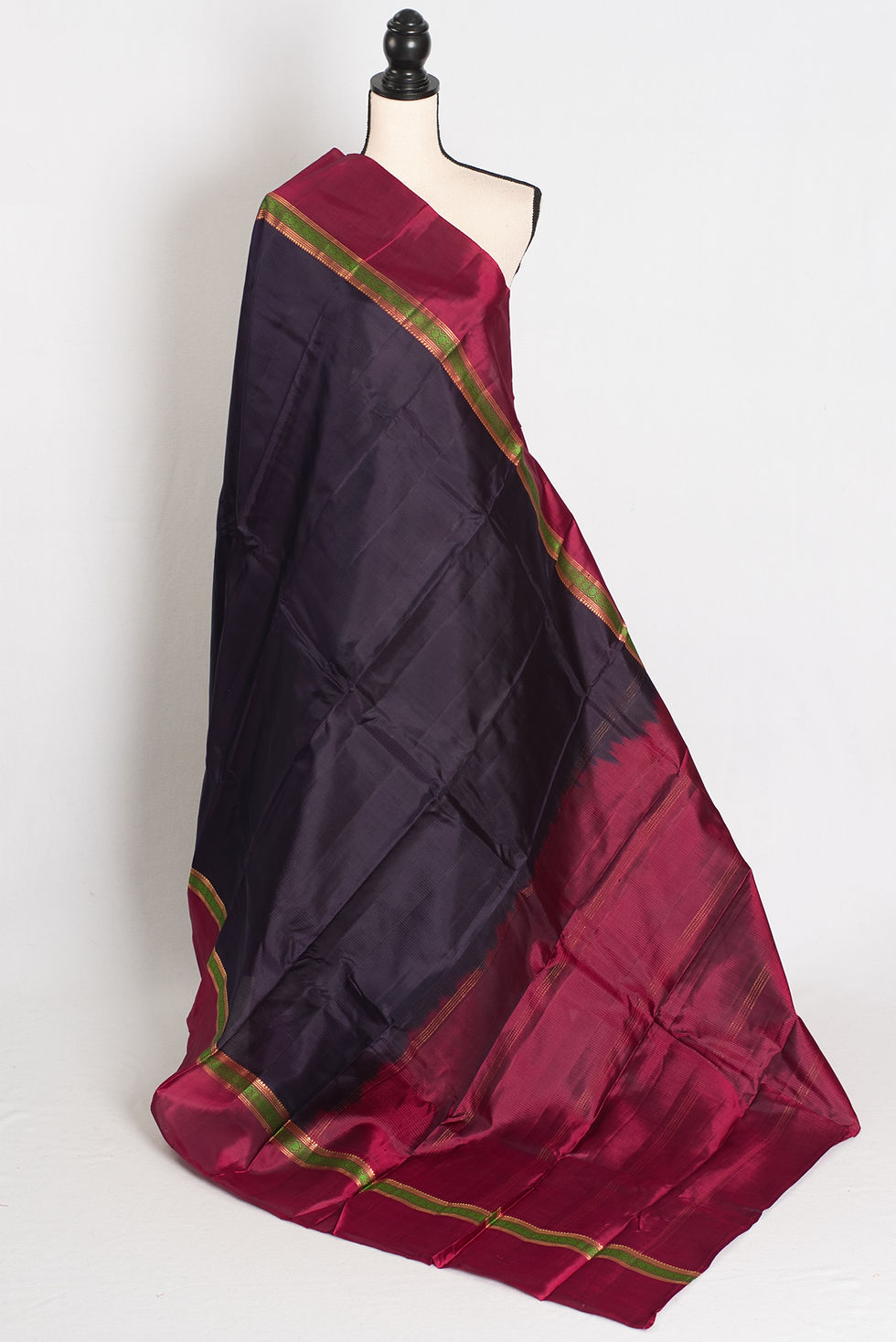 Midnight Blue Pure Silk Saree with Intricate Thread Work and No Zari in Kanjivaram Style.