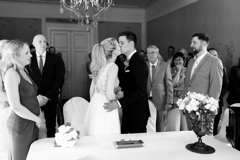 Herzensbild Hochzeitsfotos Gut Projensdorf Kiel