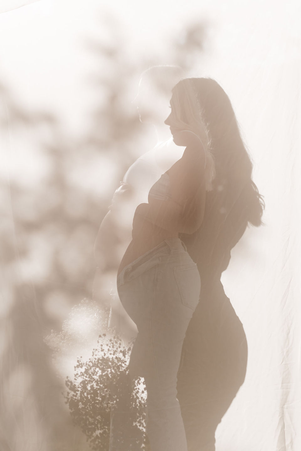 Schwangerschaftsfotos in Kiel im eigenen Garten | Babybauchfotos Kiel