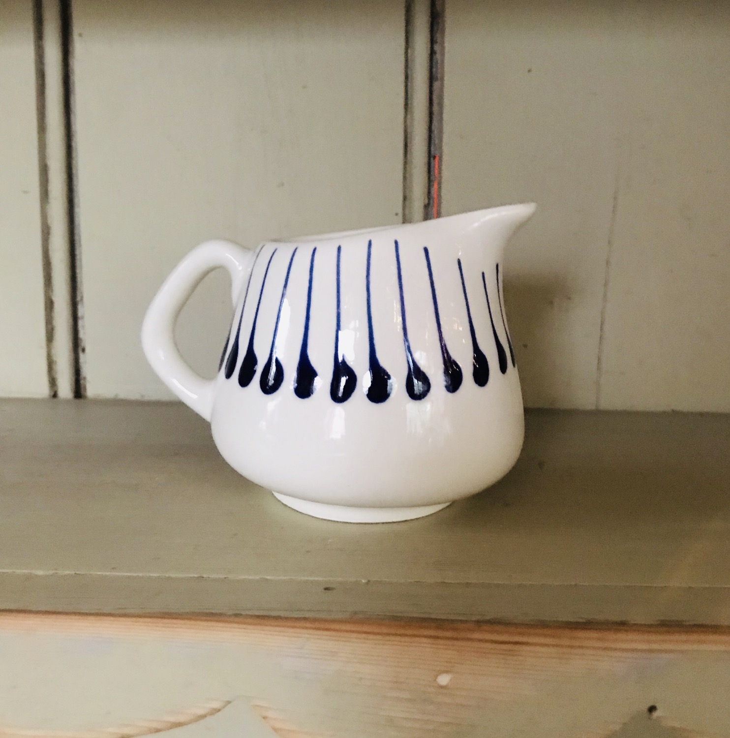 Mini milk jug Blue Stockbridge J1