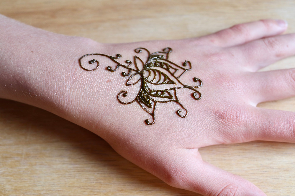 Henna art