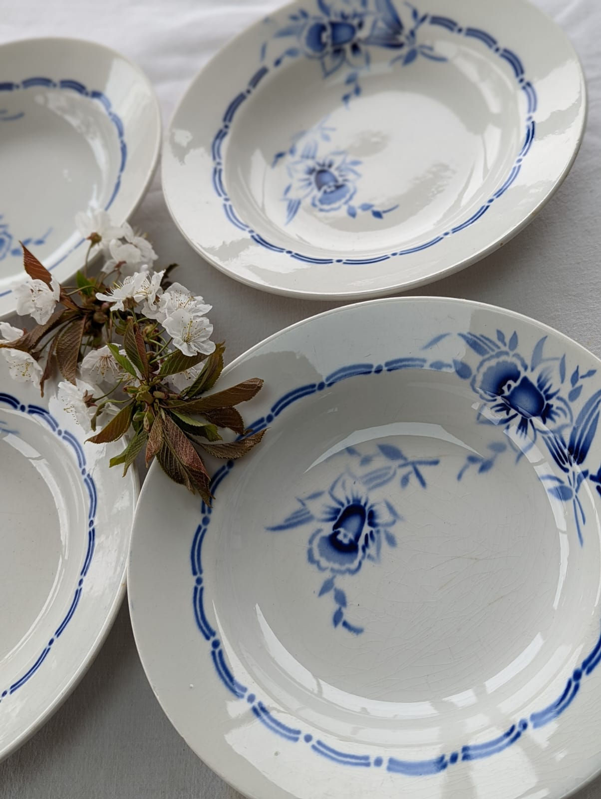 Claudette les assiettes