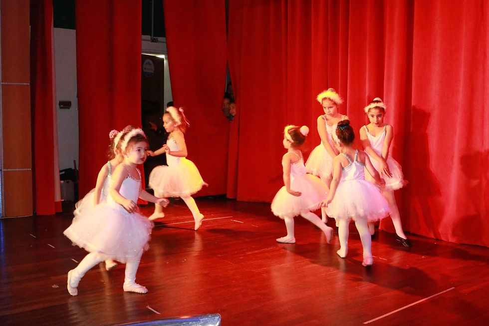 67616368_2956529041085344_77792993034570