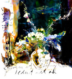 WHITE VASE
