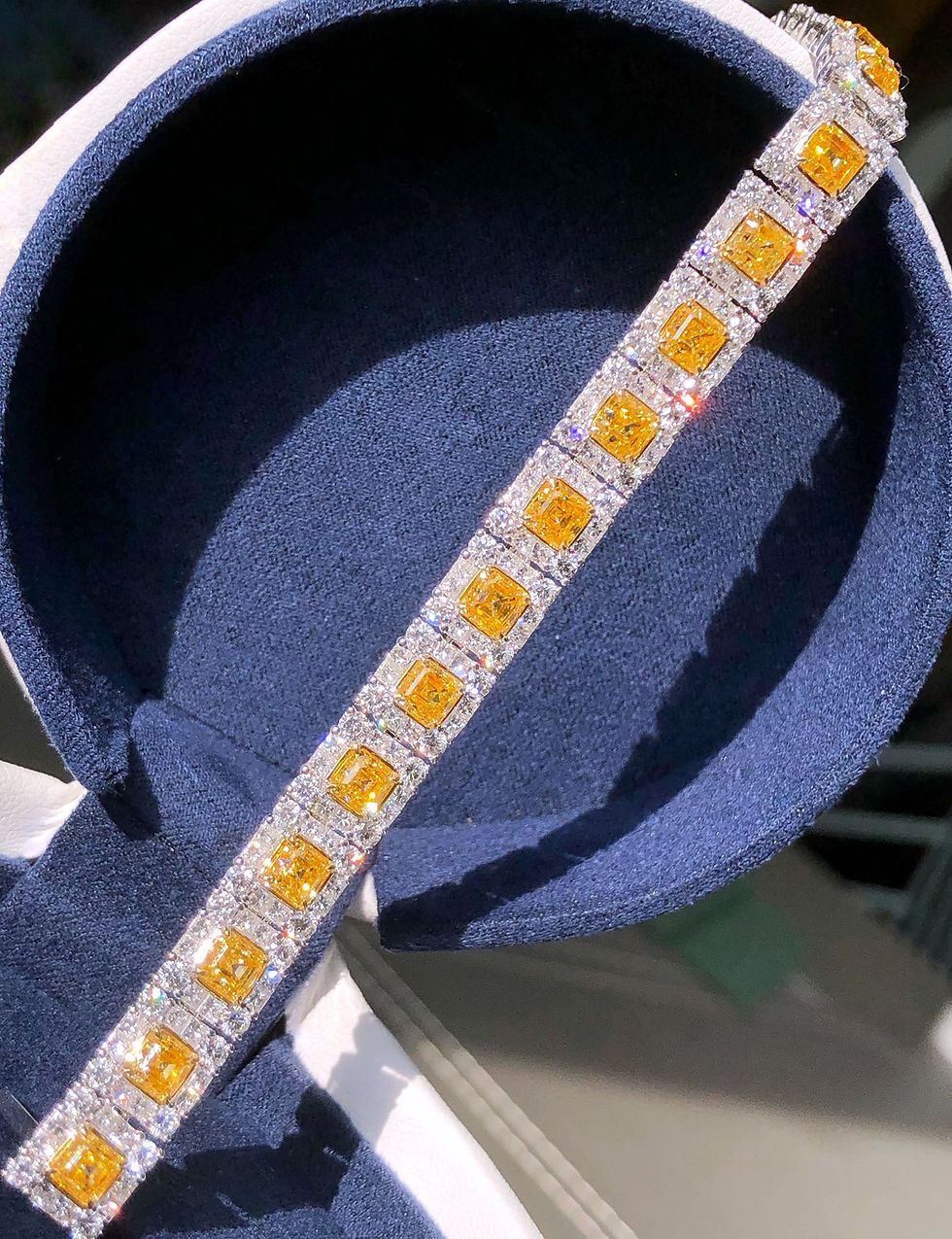 Thumbnail: Fine Jewelry Solid 18K Gold Nature Yellow Diamonds 11.67ct Gemstones Jewellery