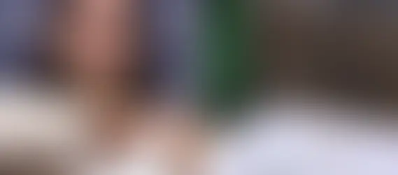 Catherine causa revolta em A Fazenda 18 ao jogar cocô de cavalo na cama de rivais