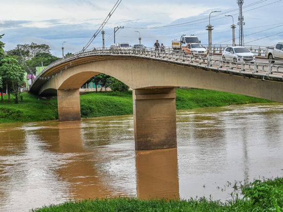 Rio Acre baixa mais uma vez e afasta risco de transbordamento em Rio Branco
