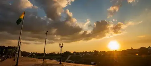 Acre começa a semana com calor de até 37°C e chance de chuva rápida