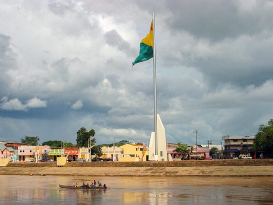 Onda polar muda o tempo no Acre e terça-feira terá chuva forte em várias regiões