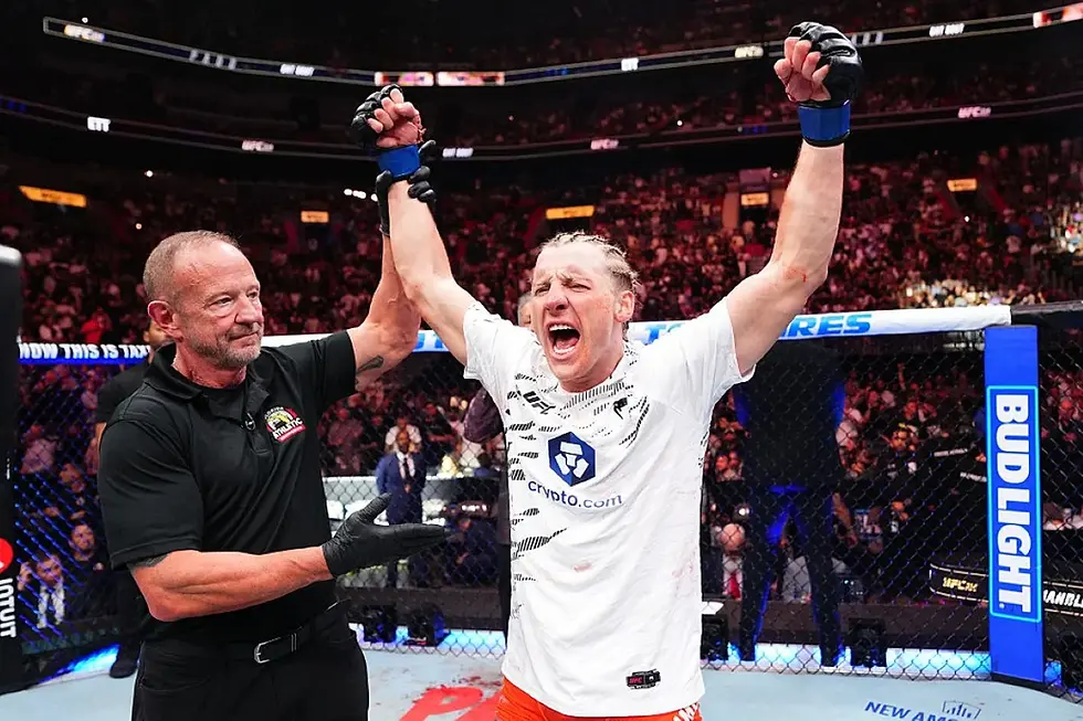 Paddy Pimblett desafia Charles do Bronx e garante que venceria brasileiro na luta de chão
