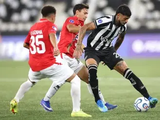 Botafogo tropeça em estreia e deixa escapar vitória na sul-americana
