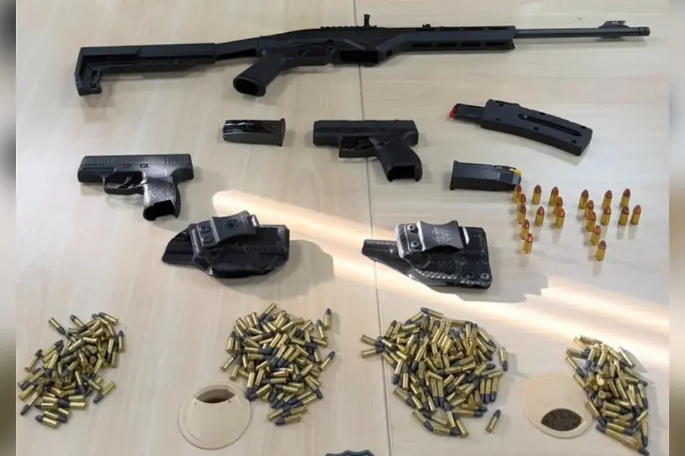 PF apreende fuzil, pistolas e munições em investigação sobre fraude em registro de CAC