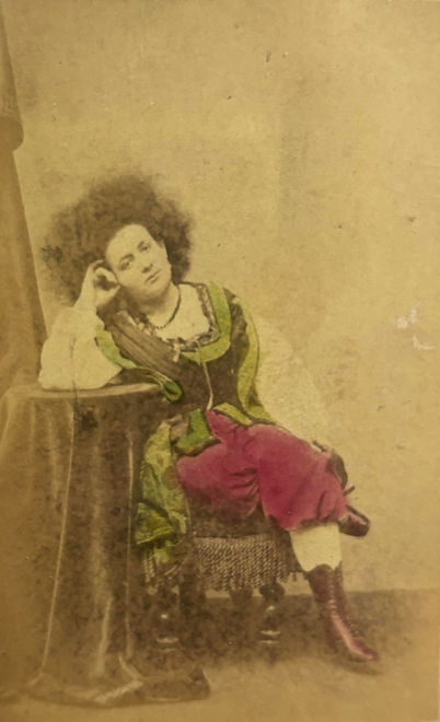 Zalumma Agra handcolored_edited.jpg