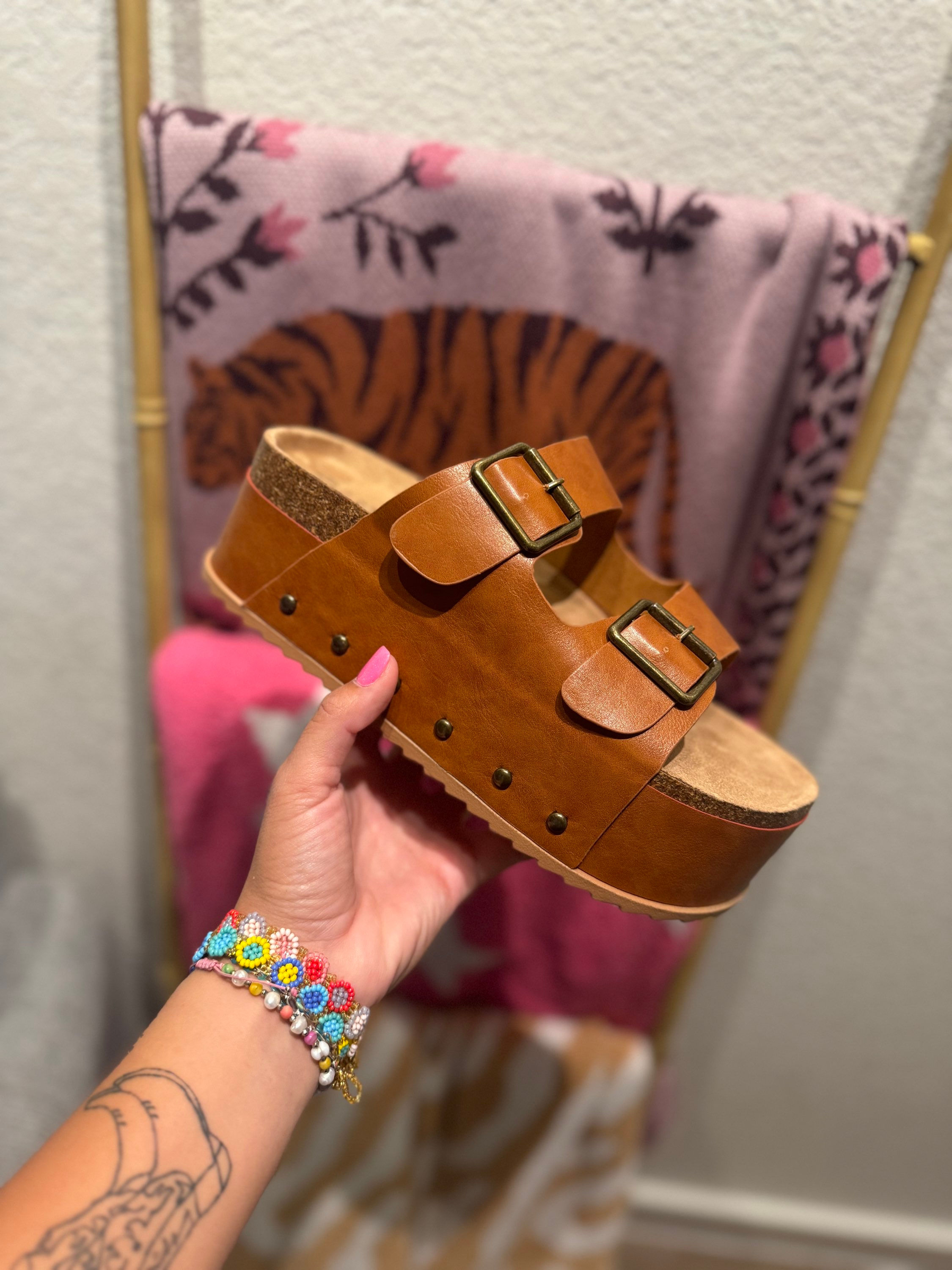 Tan platform Sandal 