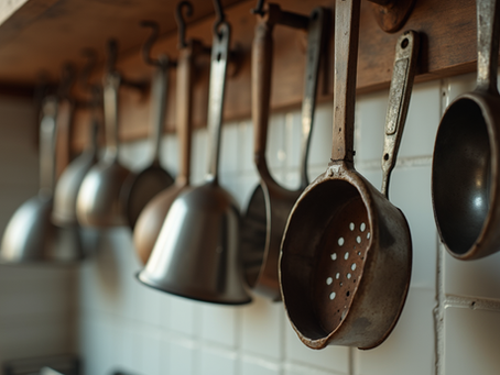 Incorporating Vintage Finds into Affordable Home Decor: Tips and Hacks