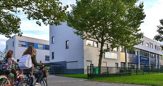 1220-x-640-gebouw-Reviuslyceum-1220x640-