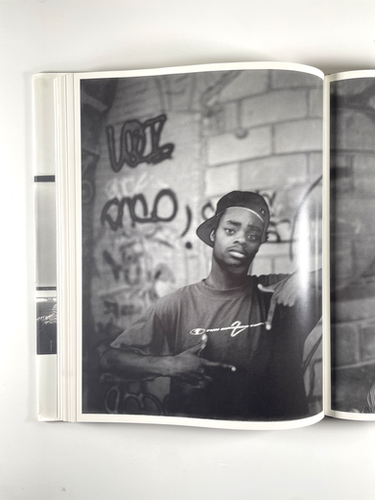 洋書 ali marcopoulos out&about Out & About by Ari Marcopoulos