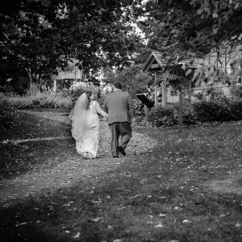 Couple walking away, Wedding Photography, hand-in-hand