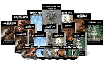 Moch-Up-Full-Collection-with-CD's_web.png