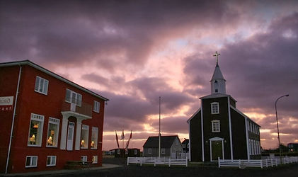 Eyrarbakkakirkja_v_Gamla_Torgið_á_Eyrarb