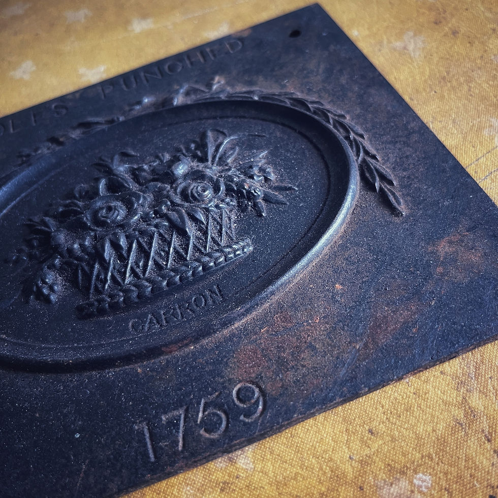 Thumbnail: Antique Cast Iron Plaque 