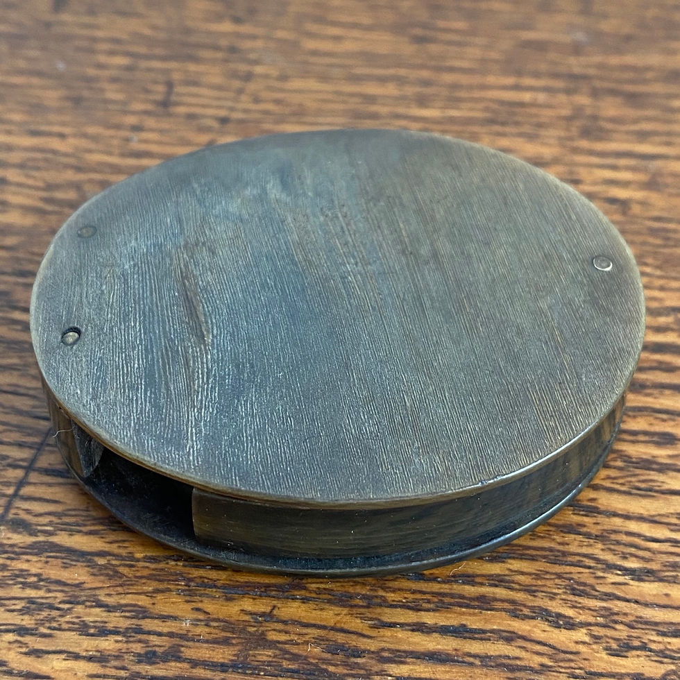 Thumbnail: Antique Horn Magnifyer / Jewellers Loop