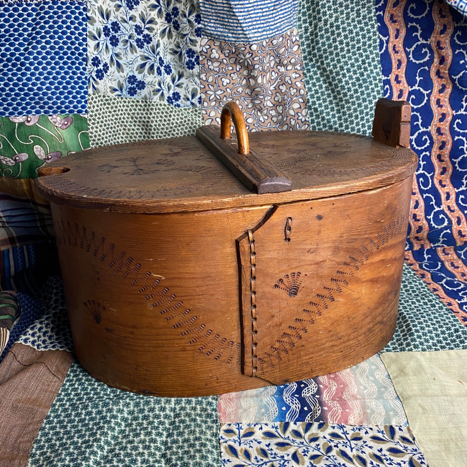 Vintage Swedish Tine Box 