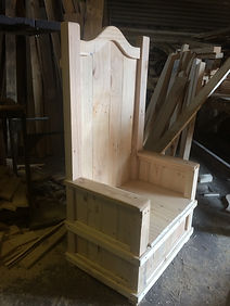 Throne 1.jpeg