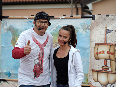 Z glasbo in plesom okoli sveta - tokrat na primorskem koncu