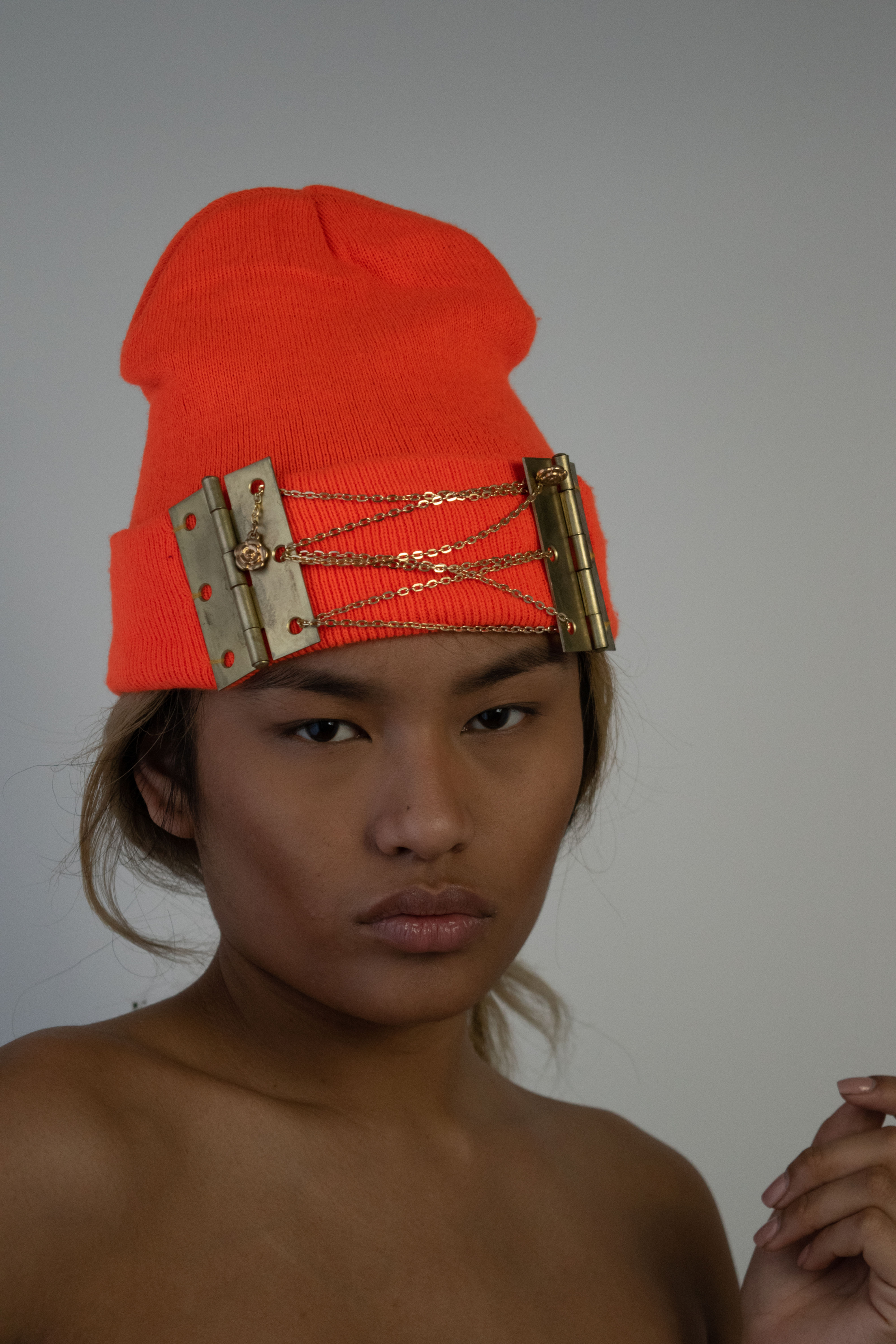 Hinge Hardware Hat