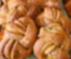 Cardamom Knot