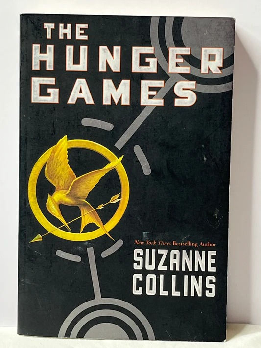Hunger Games: by Suzanne Collins