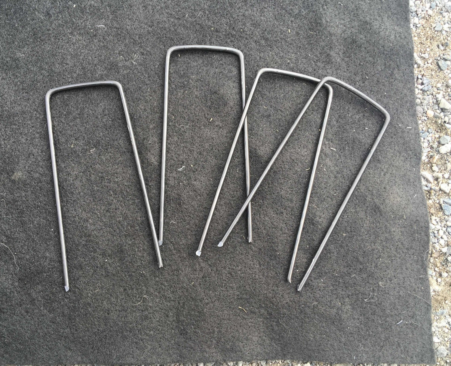 2-Inch Wide 6-Inch Landscape Staples - Heavy-Duty Galvanized