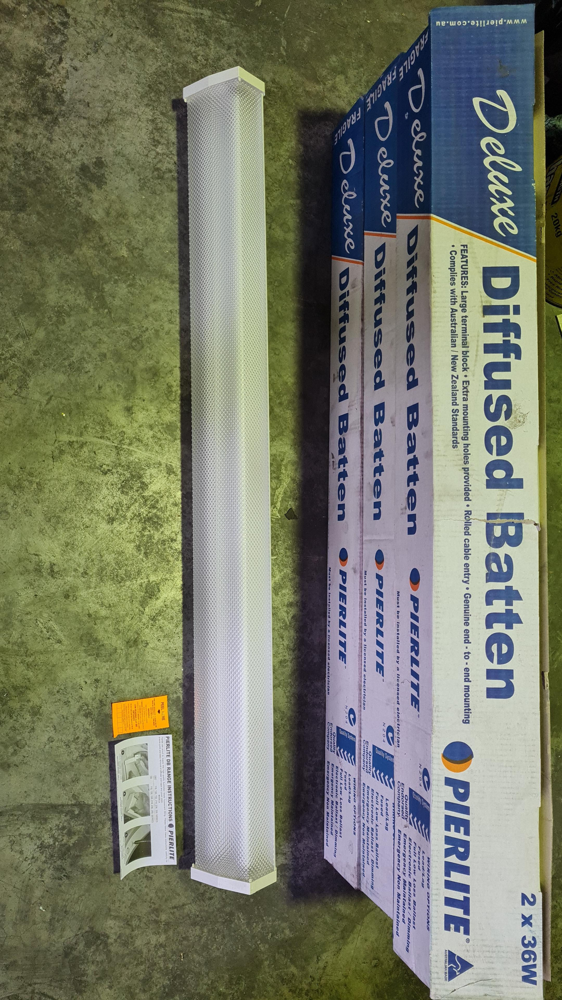 Pierlite DBD236 Diffused Batten