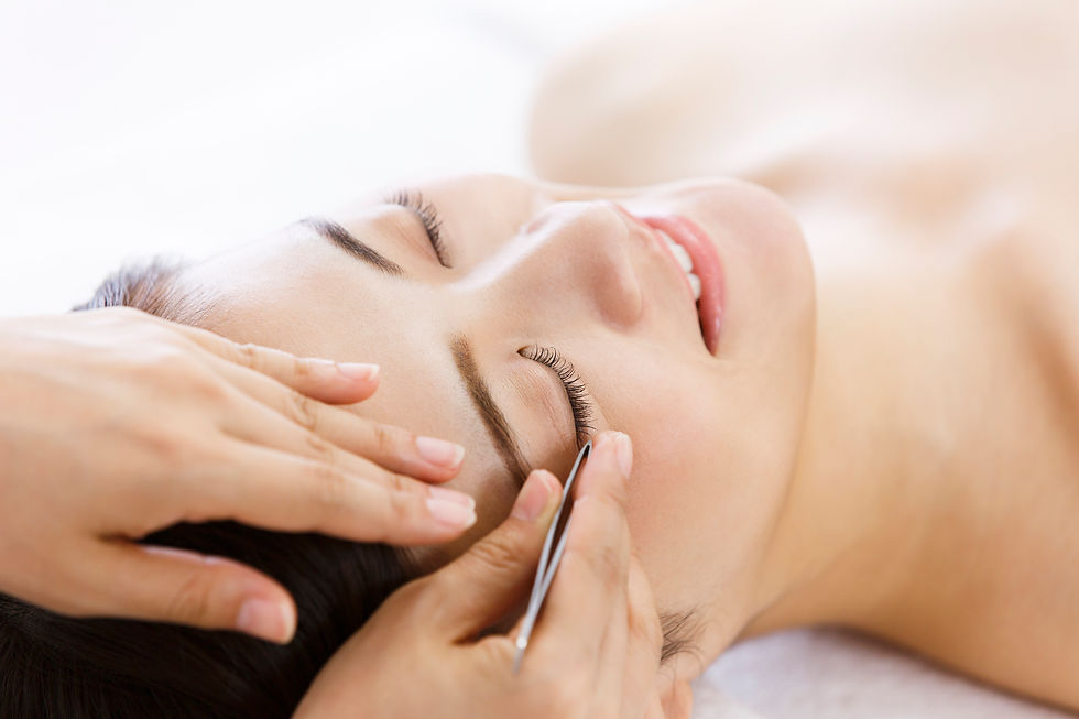 マリアールビューティーカレッジでのアイリスト認定資格対策レッスン