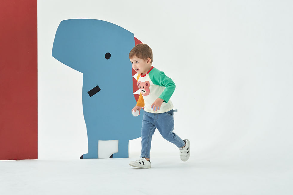 Thumbnail: Bear Duo Color Long Sleeve Top