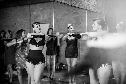 Burlesque cours effeuillage