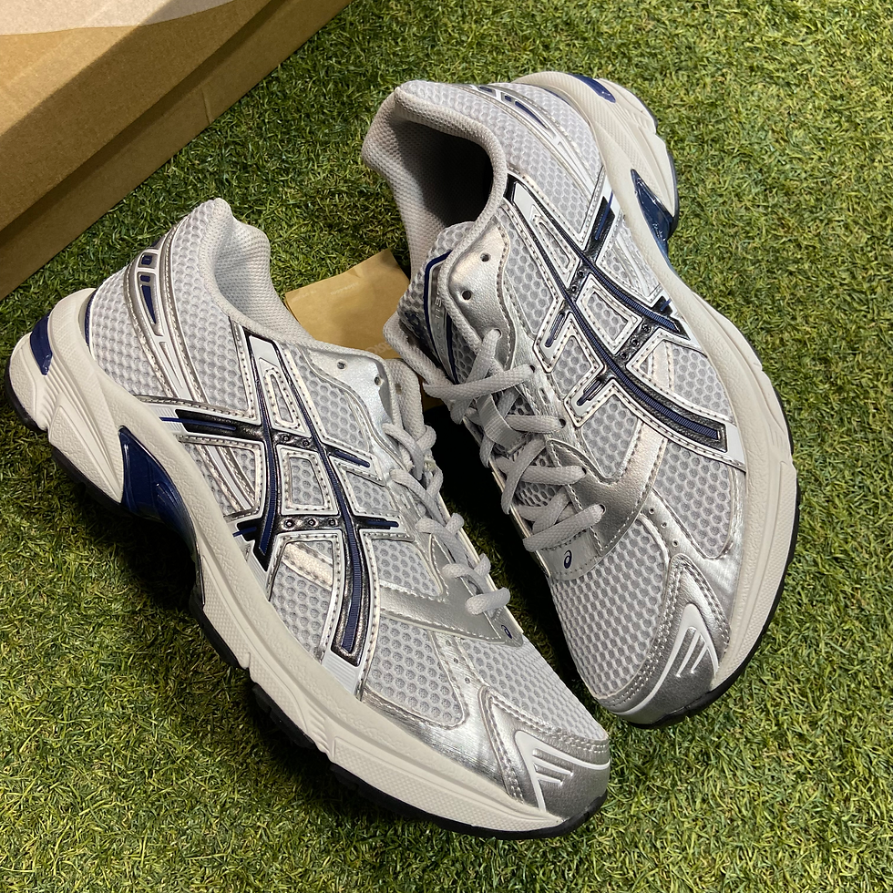 Thumbnail: Glacier Grey Black Gel 1130: 6.5