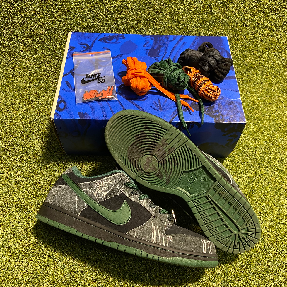 Thumbnail: Special Box Ultra Humanized There Skateboards Dunk Low SB: 10.5