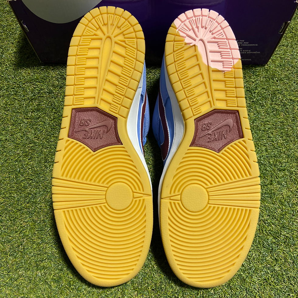 Thumbnail: Philadelphia Phillies Dunk Low Premium SB: 10.5