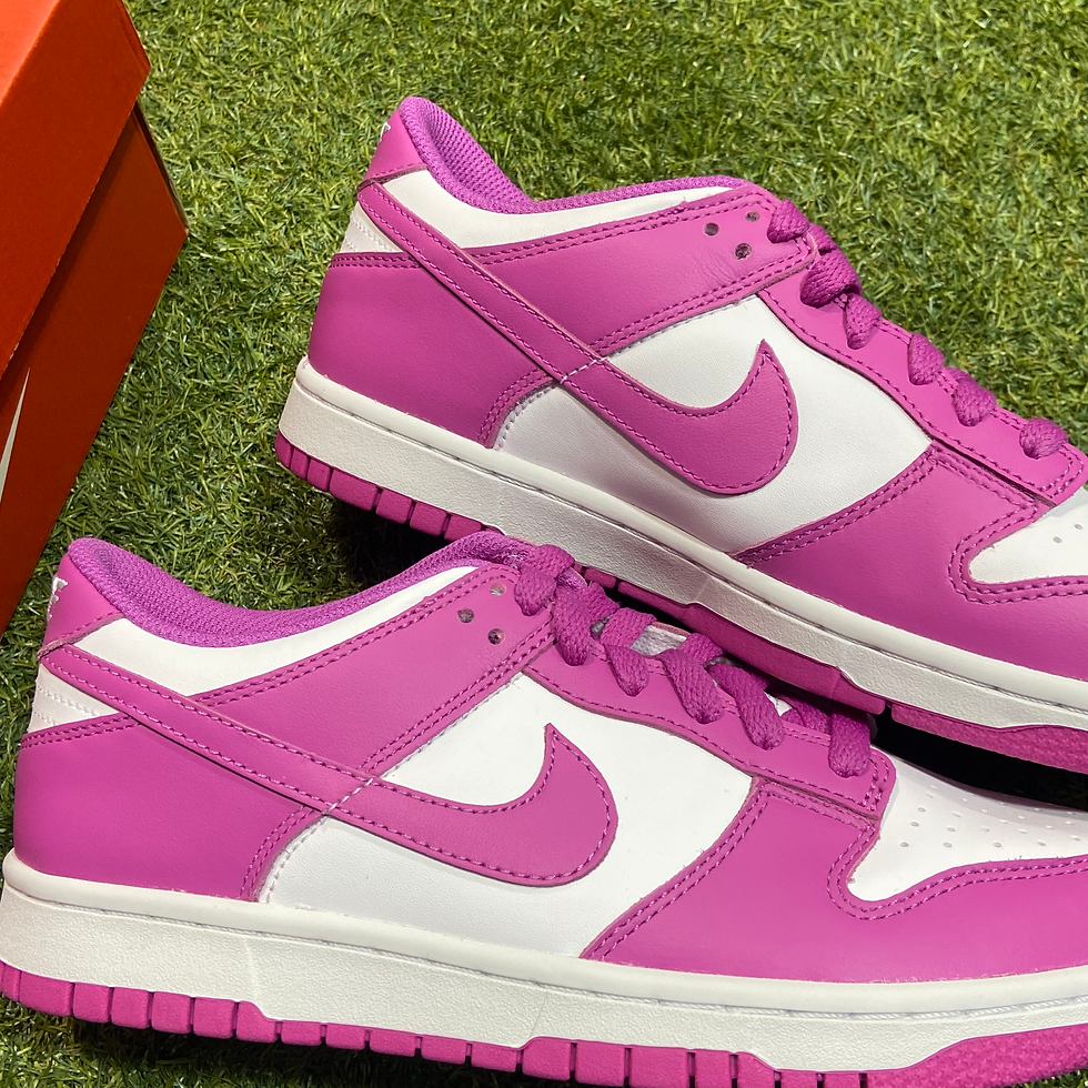 Thumbnail: Active Fuchsia Dunk Low: 5Y