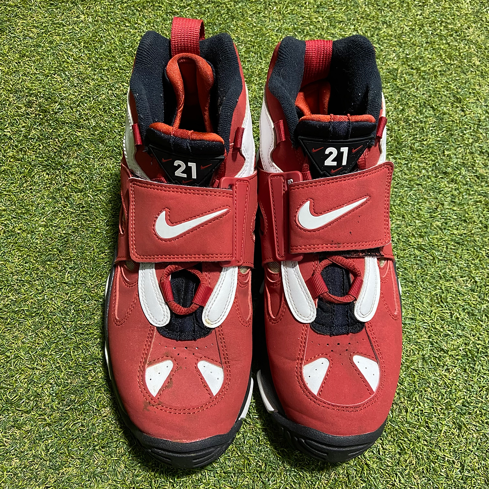 Thumbnail: 2026 Fire Red Air Diamond Turf 2: 8.5