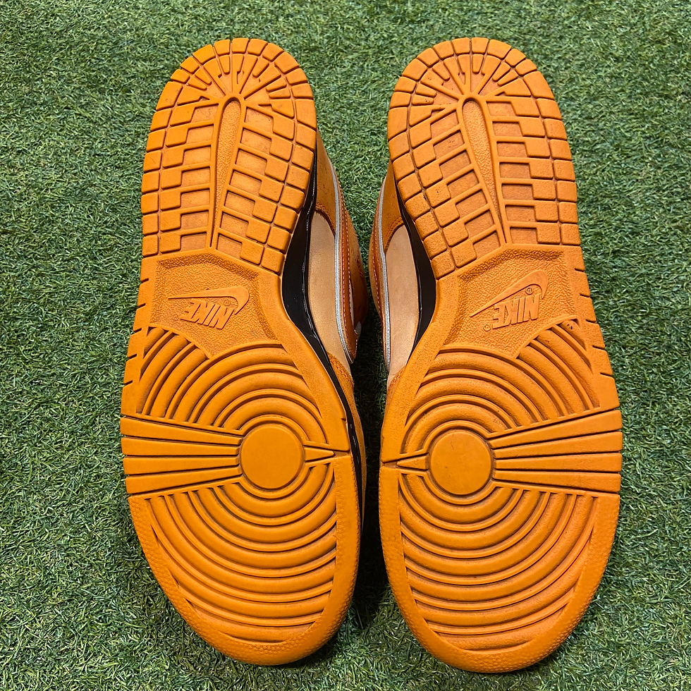 Thumbnail: Orange Lobster Concepts Dunk Low SB: 11