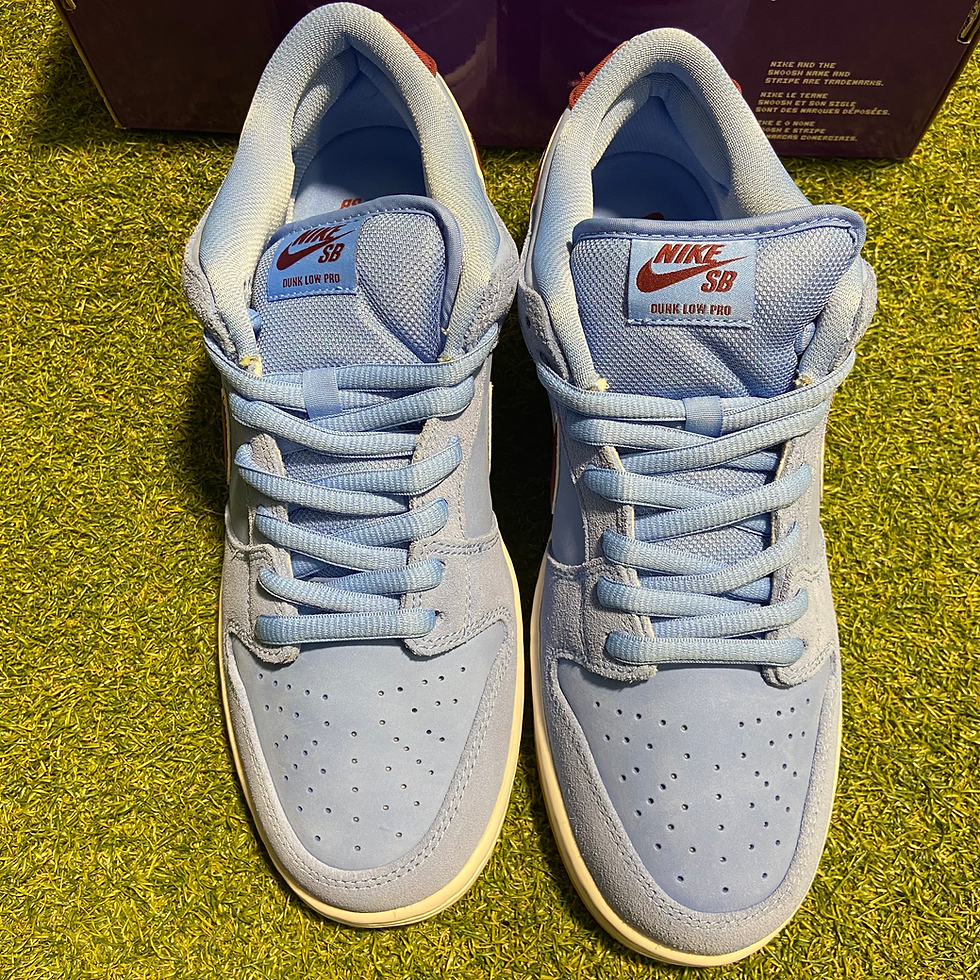 Thumbnail: Philadelphia Phillies Dunk Low Premium SB: 10.5
