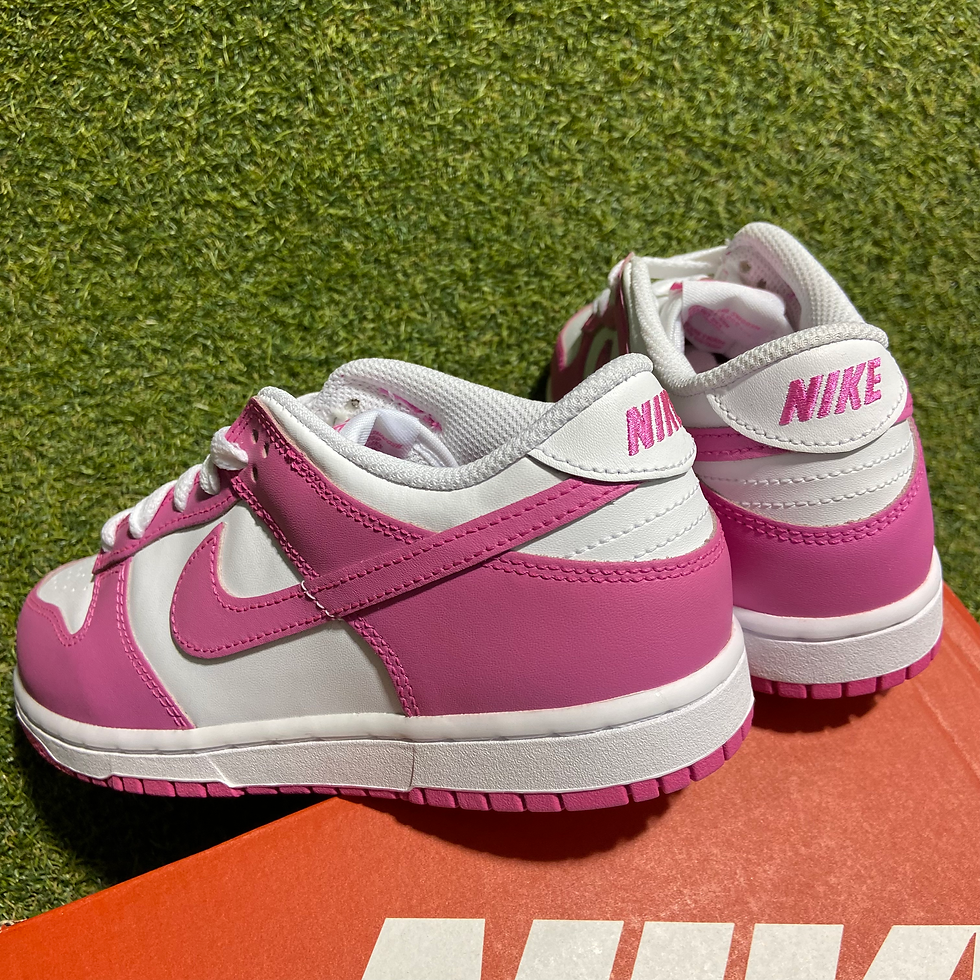 Thumbnail: Laser Fuchsia Dunk Low: 3Y