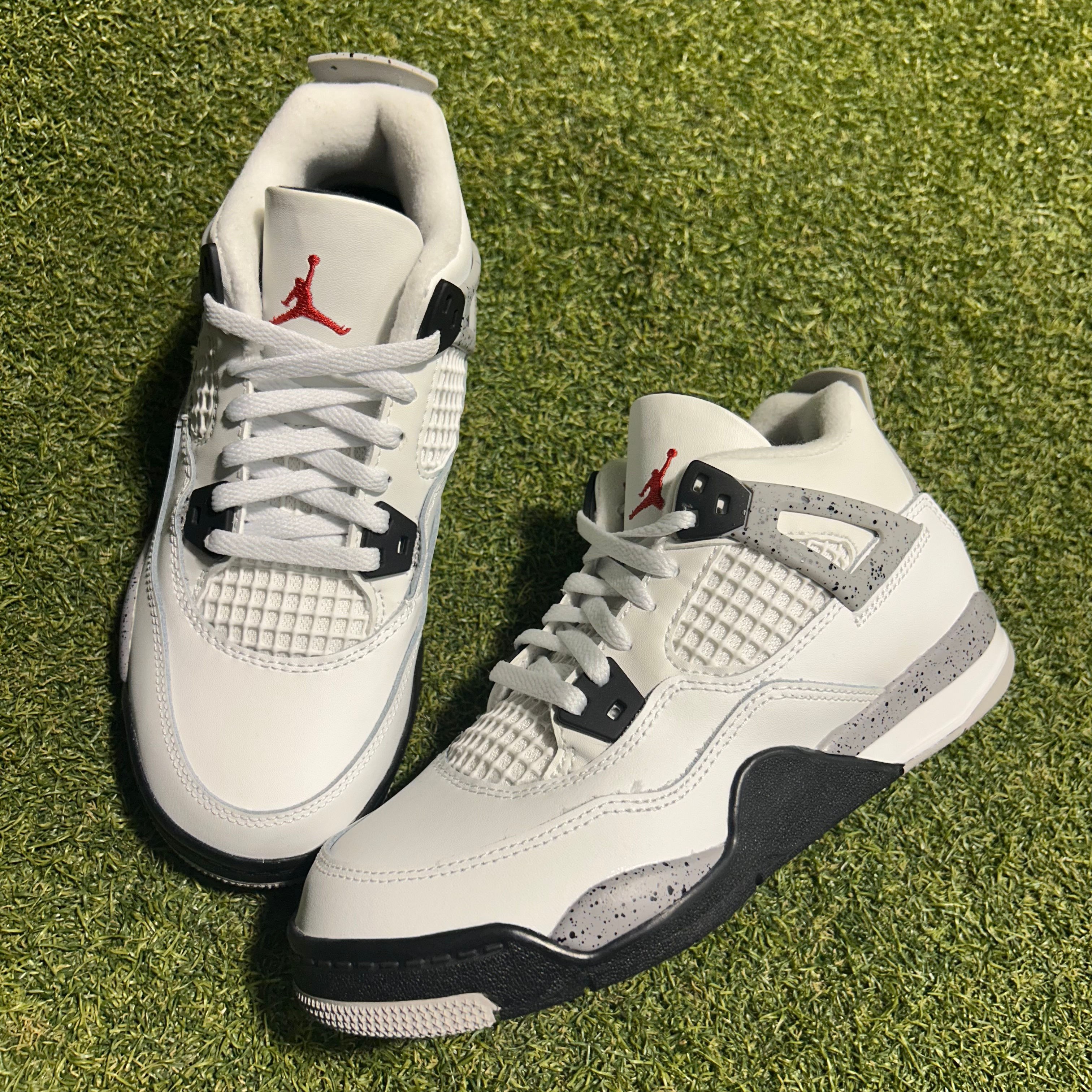2025 White Cement 4s: 3Y