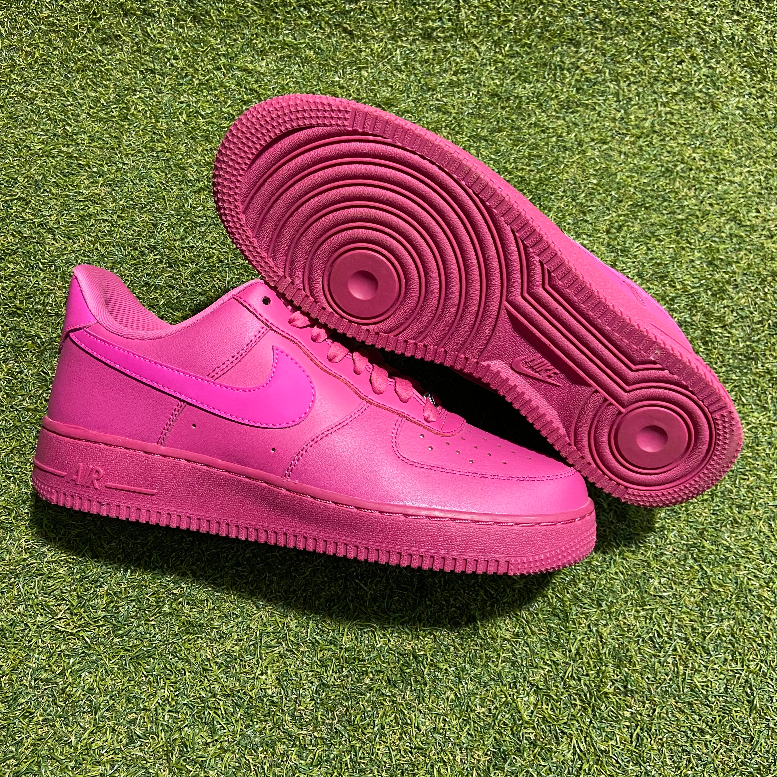 Fire Berry Air Force 1 Low: 8.5M